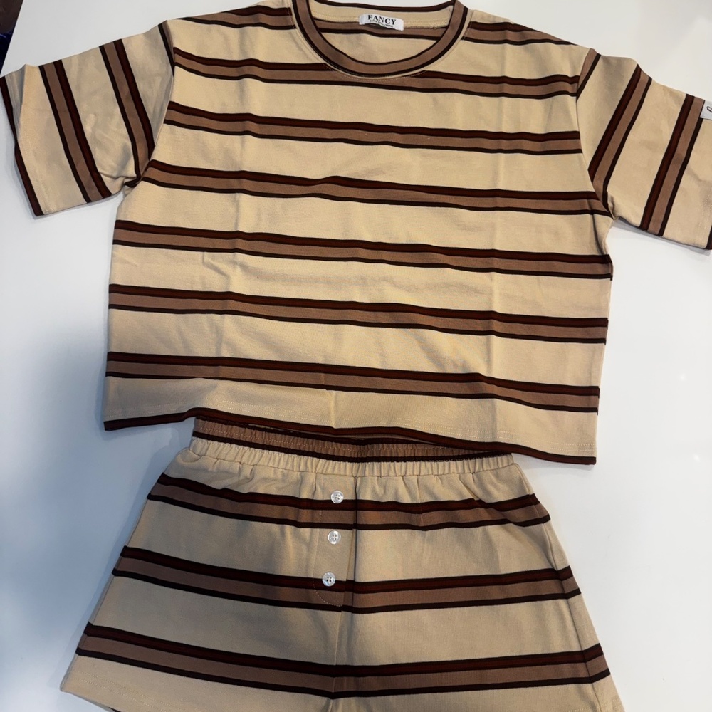 Fancy T-Shirt and Button Striped Shorts Set